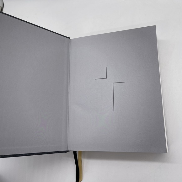 The Jesus Bible ESV Edition Gray Cloth Over Board - Zondervan 2019 Hardcover - Picture 7 of 10